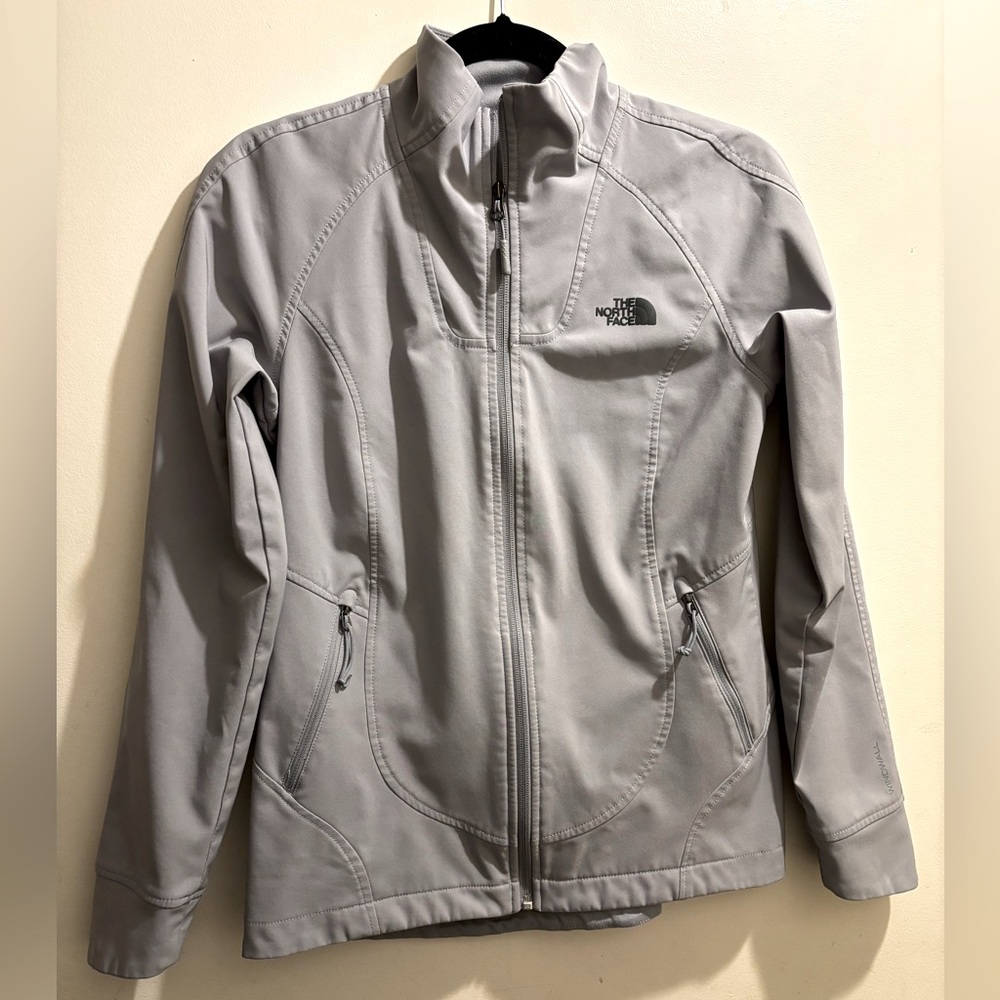 Women’s gray Northface jacket